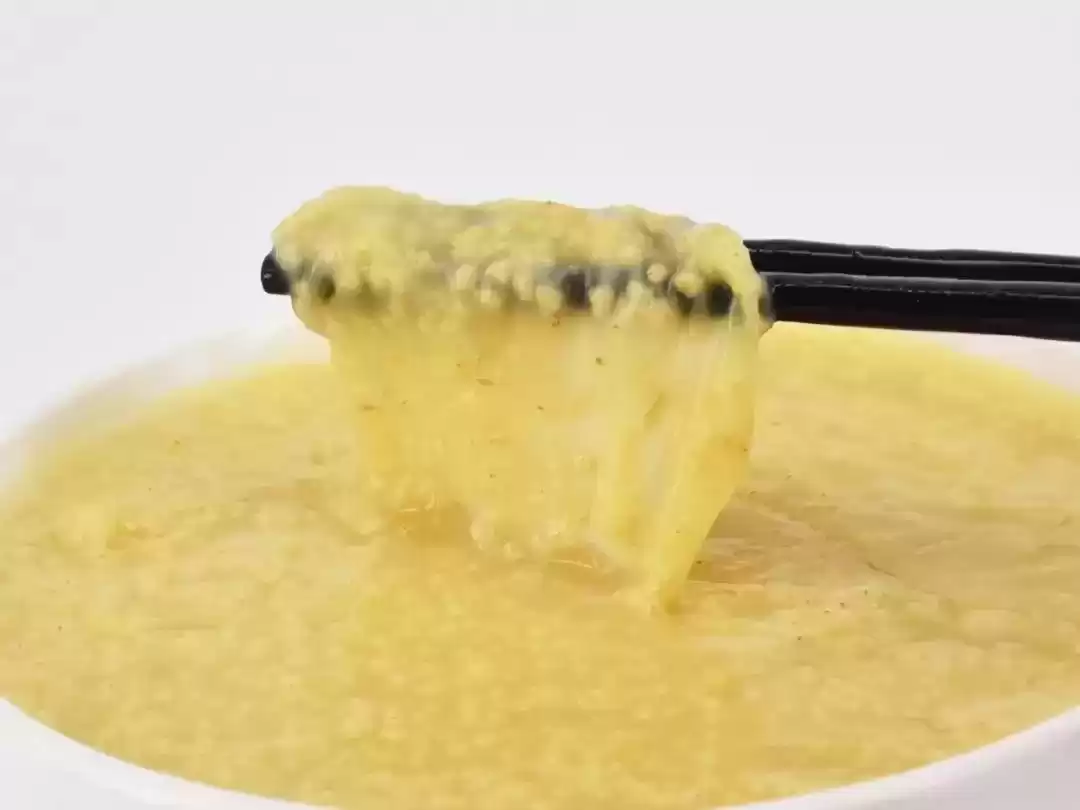 夏日没胃口？一碗米脂小米粥，瞬间开胃又养颜！