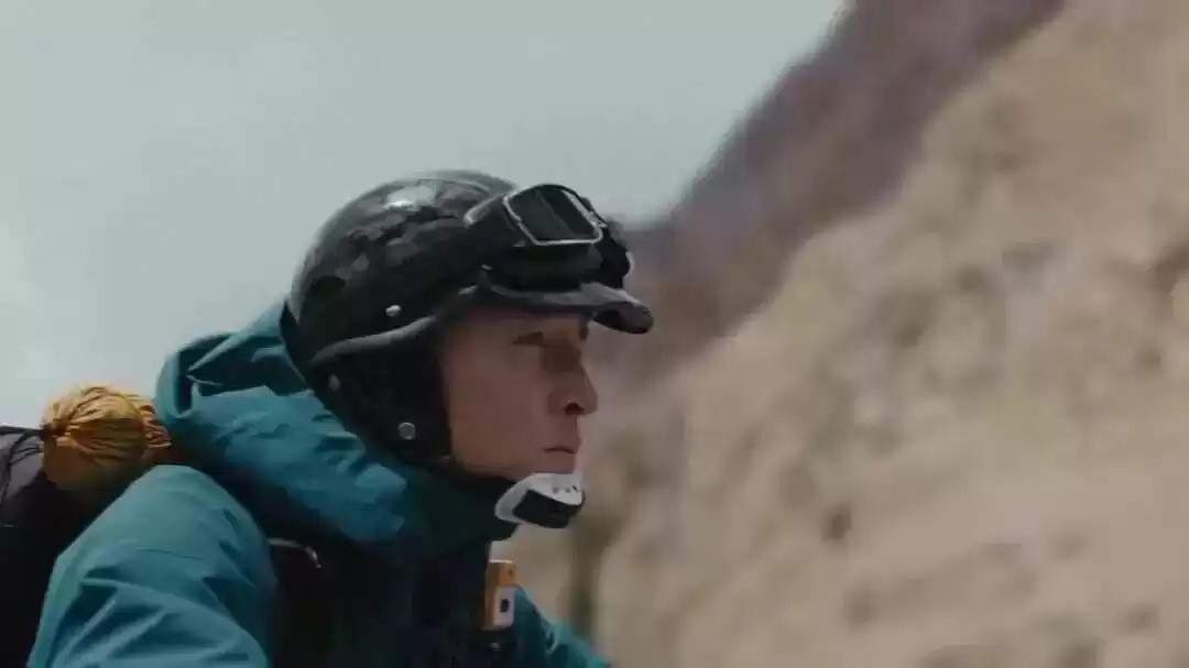 破圈之作!一棵树如何颠覆户外广告的传统叙事? 破圈之作!一棵树如何颠覆户外广告的传统叙事?