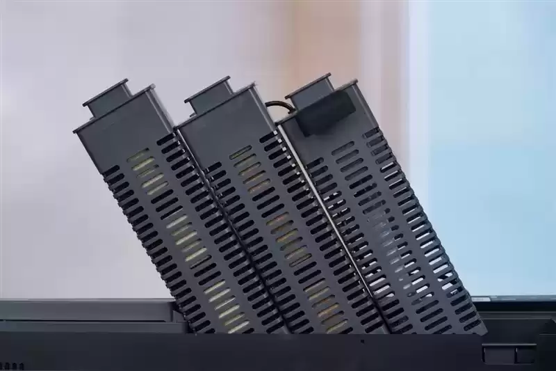 当贝智能鱼缸1 Ultra评测：AI养鱼革命，新手秒变养鱼达人！